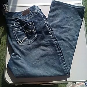 Maurices Size 24 Jeans